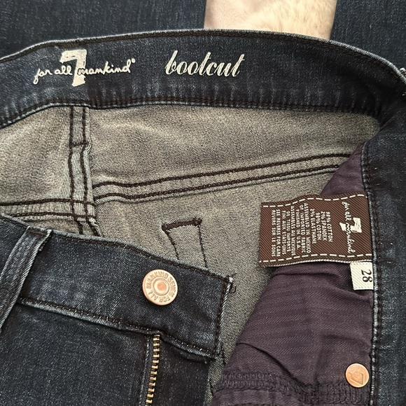 Like New 7 For All Mankind Bootcut Jeans. Retail $228. - Picture 4 of 5